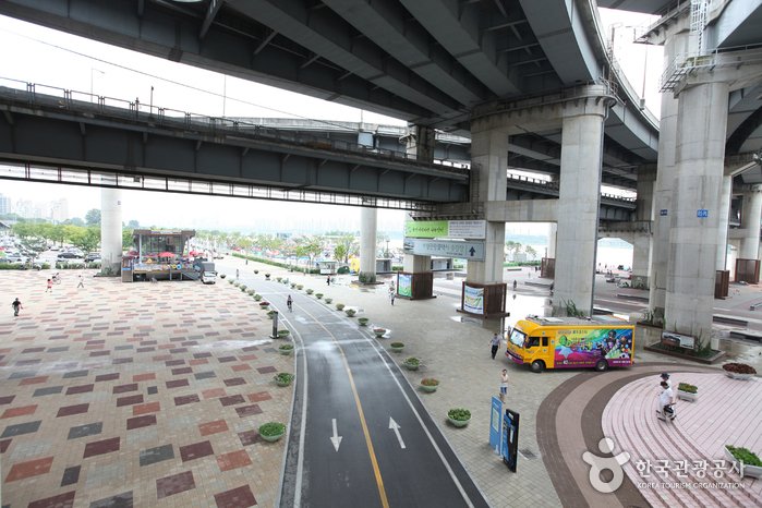 [首爾] 漢江市民公園纛島地區(纛島漢江公園)(한강시민공원 뚝섬지구(뚝섬한강공원))