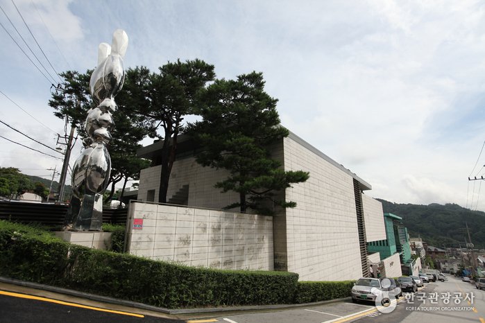 [首爾] Gana藝術中心(가나아트센터)