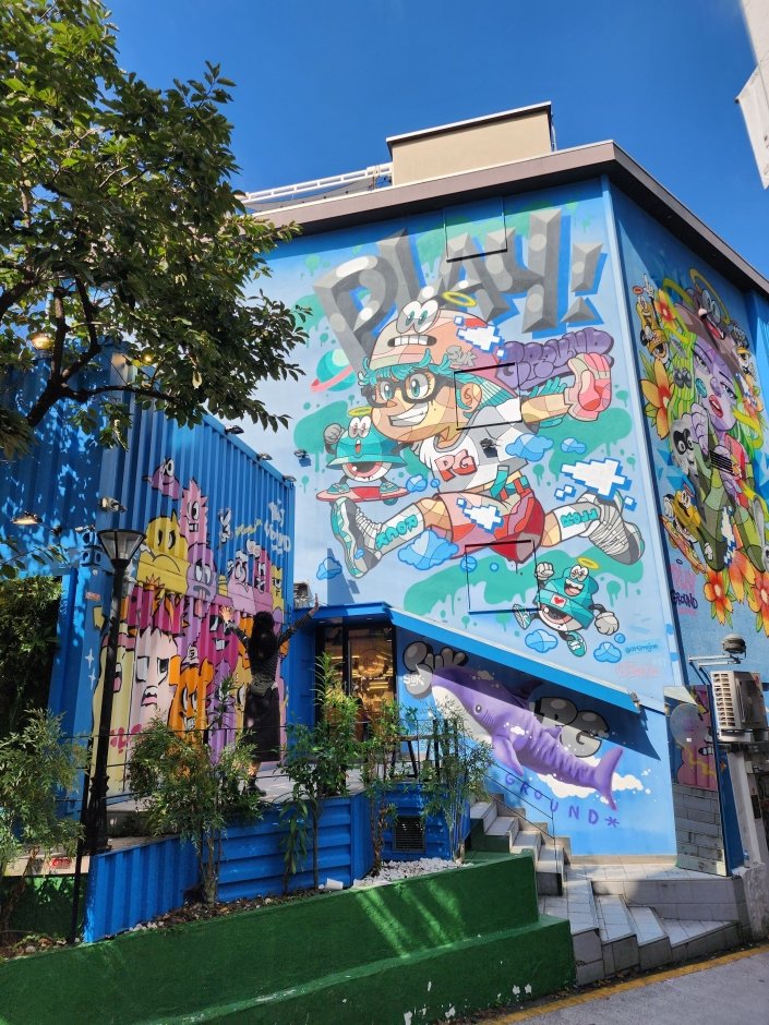 [首爾] M PLAYGROUND弘大總店(엠플레이그라운드 홍대본점)