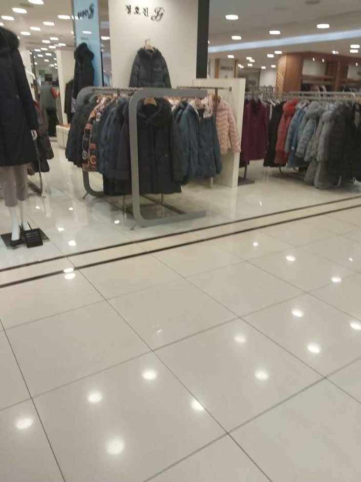 [首爾] [事後免稅店] Jeonghojin정호진