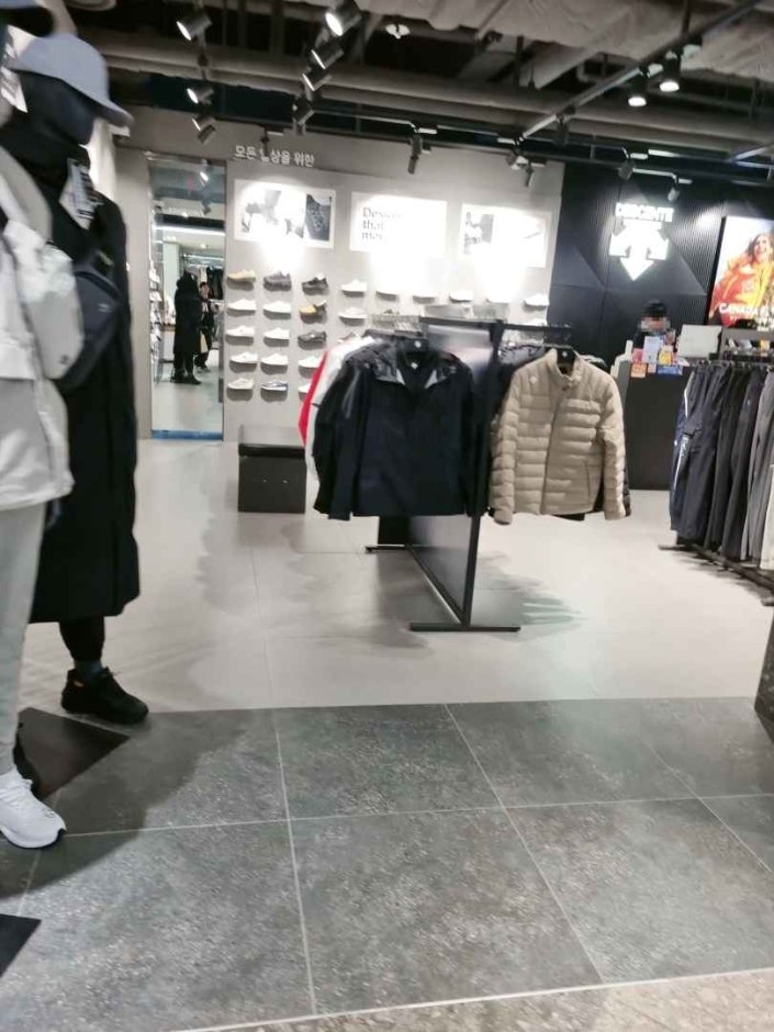 [首爾] [事後免稅店] Descente(데상트)