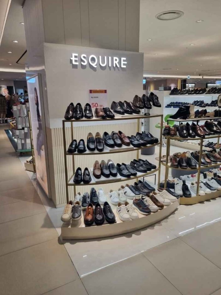 [首爾] [事後免稅店] Esquire(에스콰이아)
