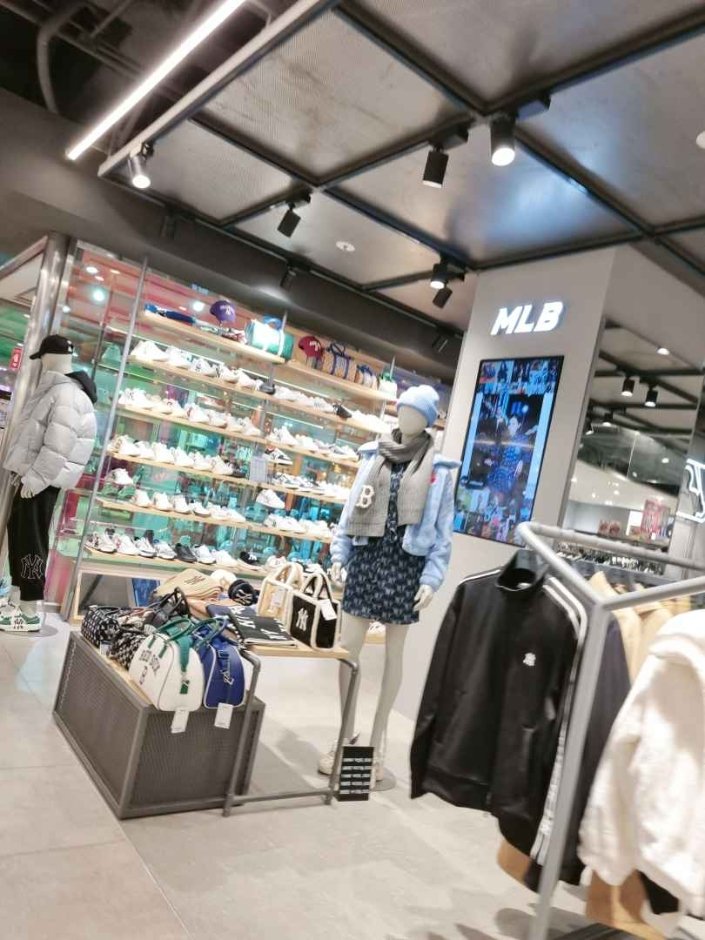 [首爾] [事後免稅店] MLB (nc新九老店)(엠엘비 nc신구로)