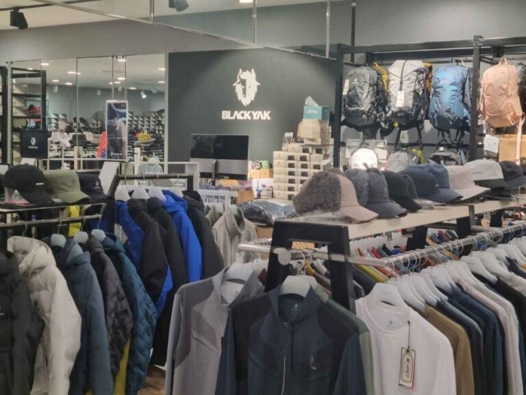 [首爾] [事後免稅店] Blackyak (樂天工廠加山店)(블랙야크 롯데팩토리 가산)