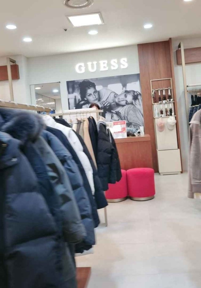 [首爾] [事後免稅店] Guess (樂天工廠加山店)(게스 롯데팩토리 가산)