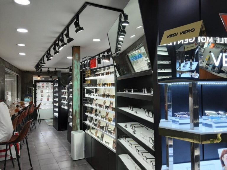 [首爾] [事後免稅店] ZEUS眼鏡 (明洞店)(제우스안경 명동)