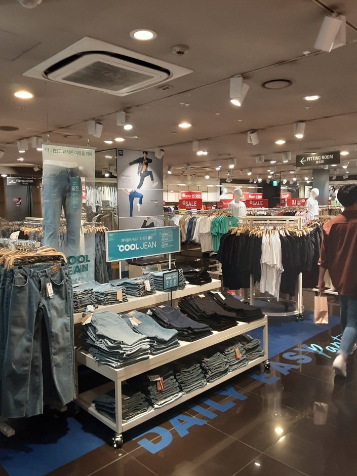 [首爾] [事後免稅店] EW Spao (明洞店)(EW 스파오 명동)