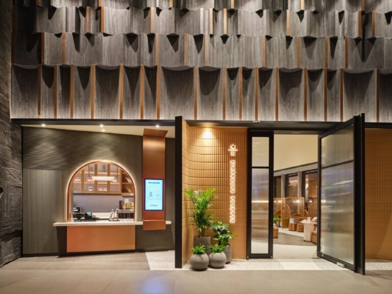 [首爾] 星巴克星茶館店(스타벅스 별다방)