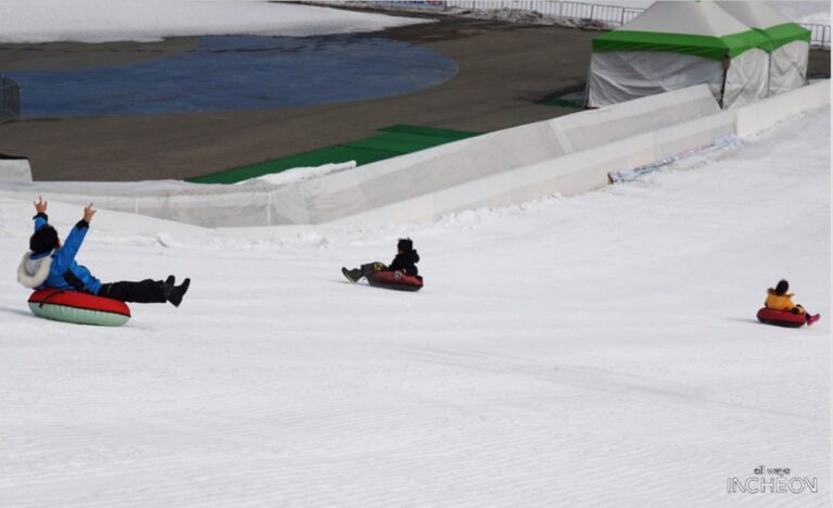 [仁川] 仁川文鶴體育場冰雪樂園(인천문학경기장 스노우파크)