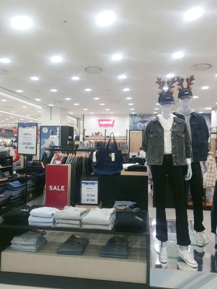[仁川] [事後免稅店] Levi’s Moda折扣購物中心 (仁川店)(리바이스 모다아울렛 인천점)