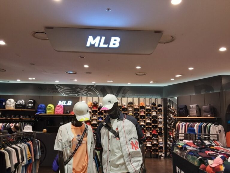 [光州] [事後免稅店] MLB (樂天水莞店)(MLB 롯데수완)