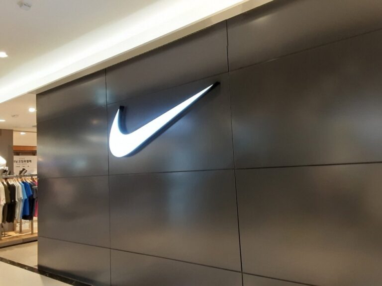 [釜山] [事後免稅店] Nike (樂天釜山店)(나이키 롯데부산)