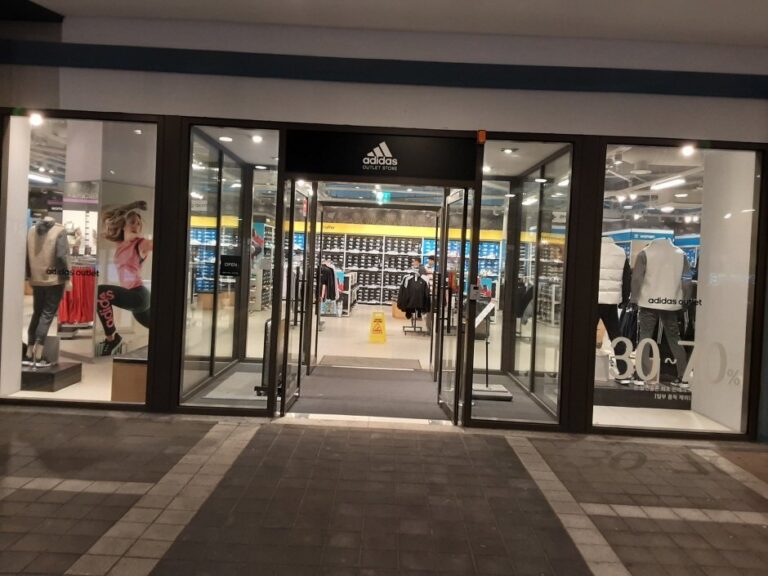 [釜山] [事後免稅店] Adidas (樂天折扣購物中心東釜山店)(아디다스 롯데아울렛 동부산점)