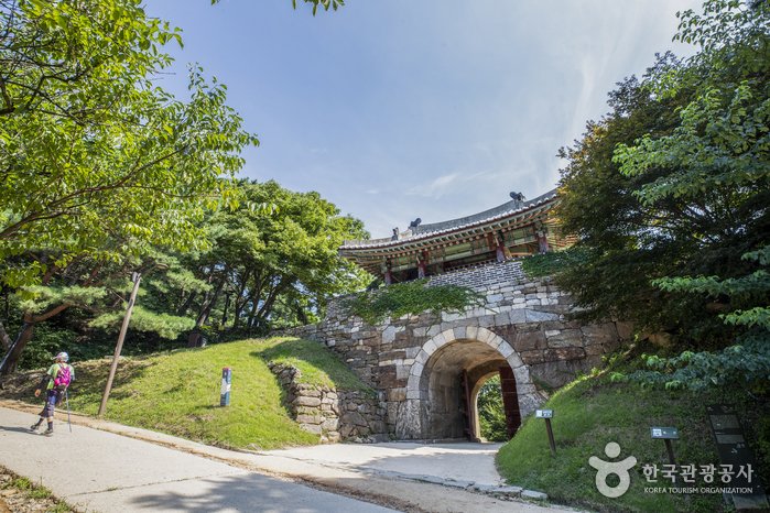 [京畿道] 南漢山城道立公園[UNESCO世界文化遺產](남한산성도립공원 [유네스코세계문화유산])
