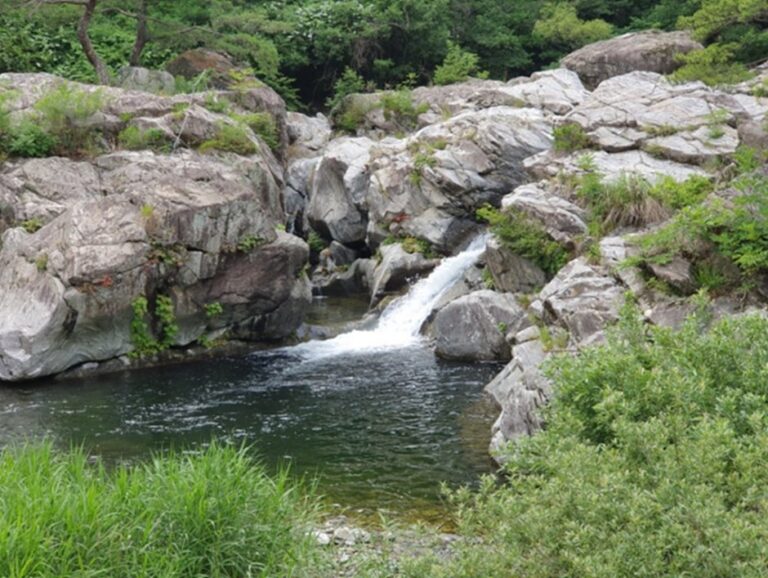 [京畿道] 龍湫溪谷(용추계곡)