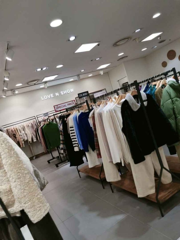 [京畿道] [事後免稅店] LOVE N SHOW (New Core坪村店)러브앤쇼 뉴코아 평촌