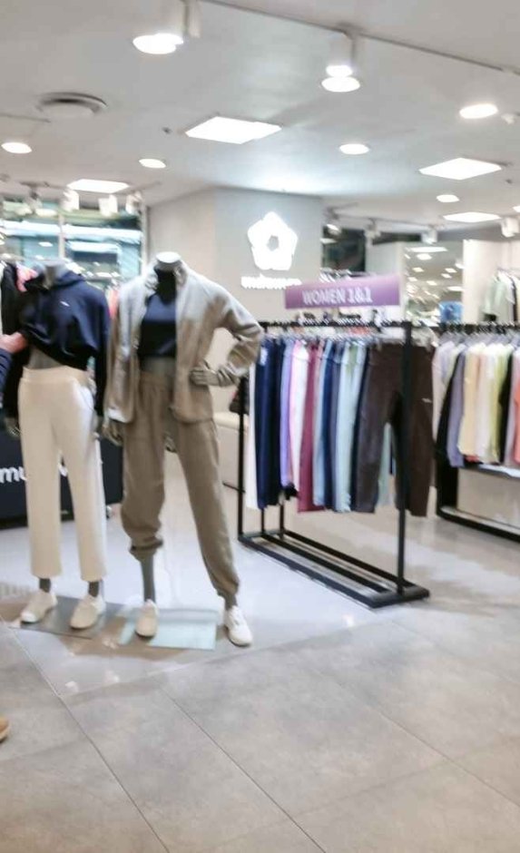 [京畿道] [事後免稅店] mulawear (New Core坪村店)뮬라웨어 뉴코아 평촌