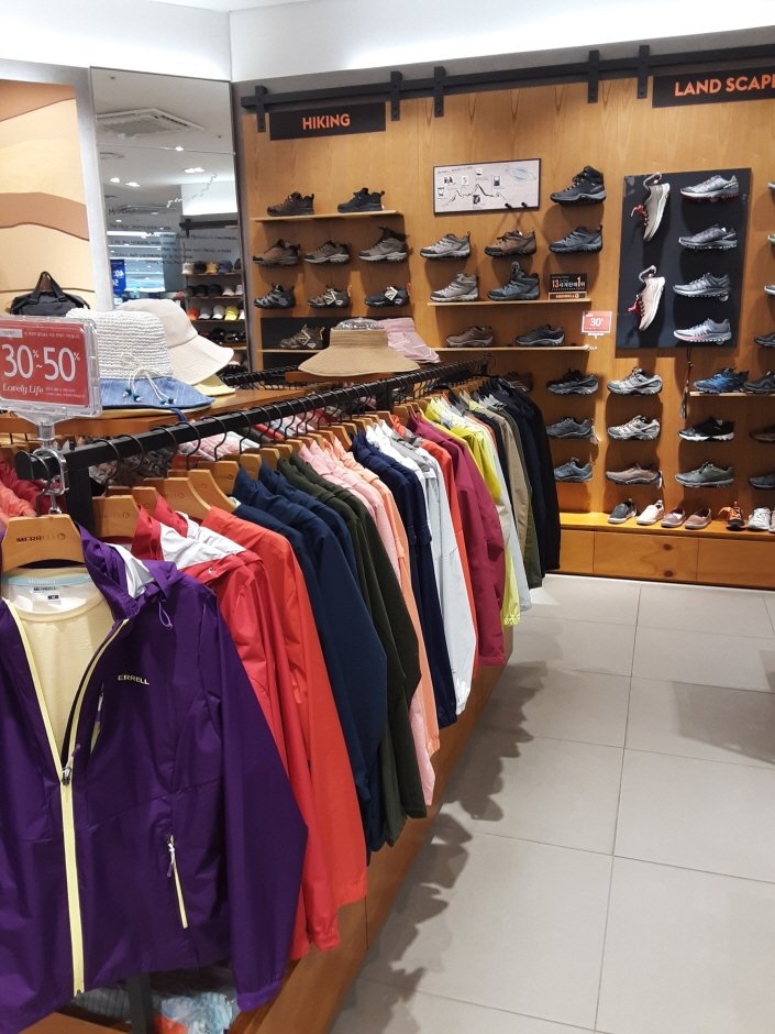 [京畿道] [事後免稅店] Hwaseung Merrell (樂天坡州店)(화승 머렐 롯데파주)
