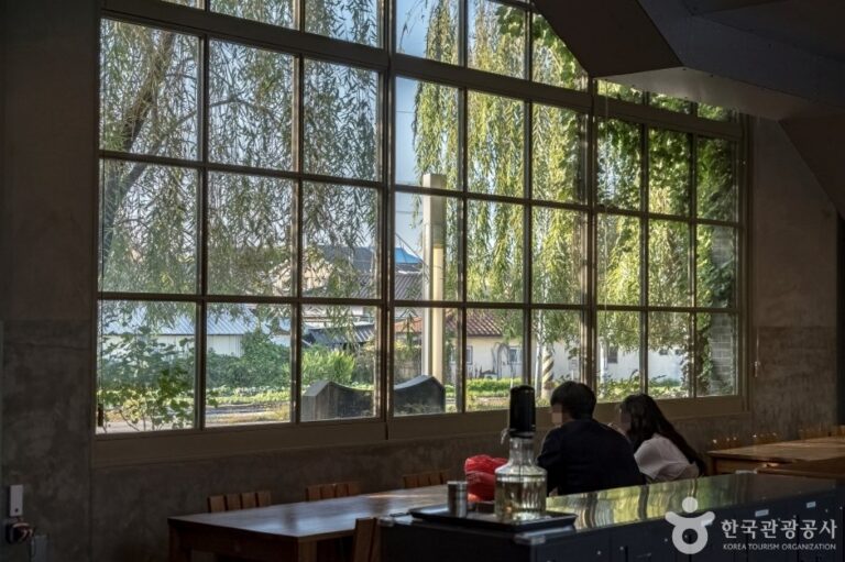 [京畿道] IKOVOX咖啡(利川席夢思露臺店)(이코복스커피 이천시몬스테라스점)