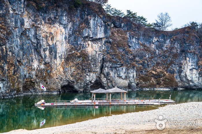 [江原道] 韓半島木筏村(한반도 뗏목마을)