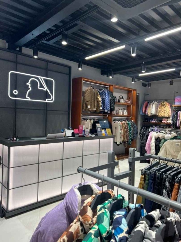 [江原道] [事後免稅店] MLB (原州店)(엠엘비 원주)