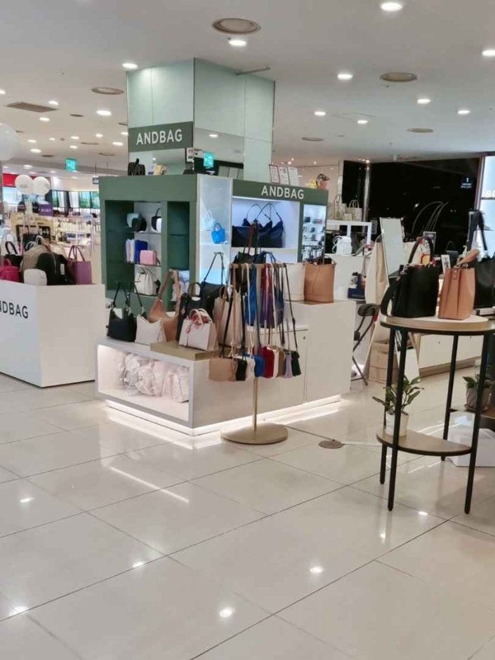 [江原道] [事後免稅店] AND BAG (春川M百貨公司)(앤드백 춘천M백화점)