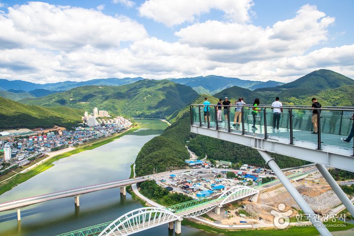 [忠清北道] 滿天下Skywalk(만천하 스카이워크)