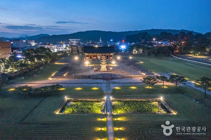 [忠清南道] 扶餘定林寺址五層石塔 [UNESCO世界文化遺產](부여 정림사지 오층석탑 [유네스코 세계문화유산])