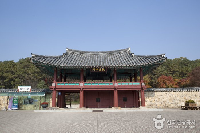 [忠清南道] 扶餘官北里遺跡與扶蘇山城 [UNESCO世界文化遺產](관북리유적과 부소산성 [유네스코 세계유산]])
