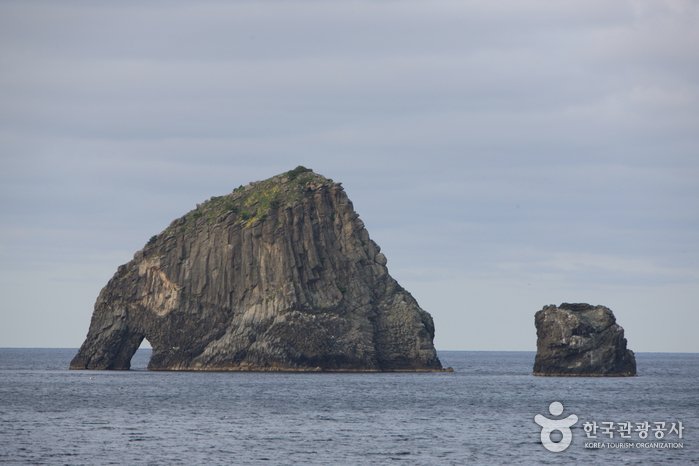 [慶尚北道] 象岩[鬱陵島、獨島國家地質公園](코끼리바위 (울릉도, 독도 국가지질공원))