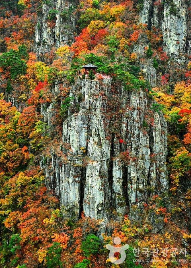 [慶尚北道] 內延山寶鏡寺市立公園(내연산보경사시립공원)