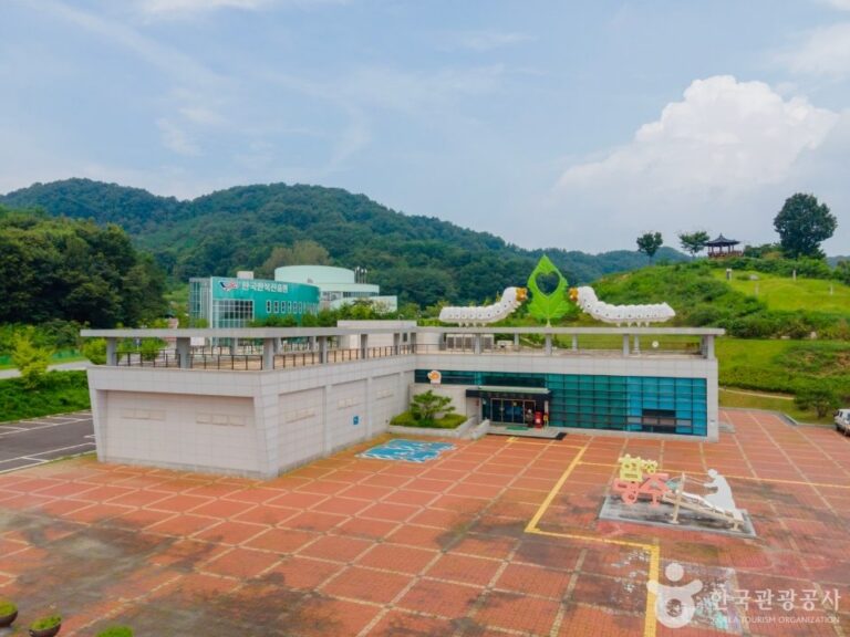 [慶尚北道] 咸昌明紬博物館(함창명주박물관)