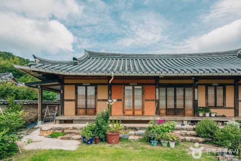 [慶尚北道] 德洞宅 (덕동댁)