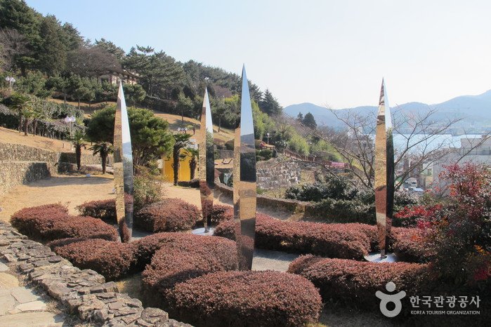 [慶尚南道] 南望山雕刻公園(남망산 조각공원)