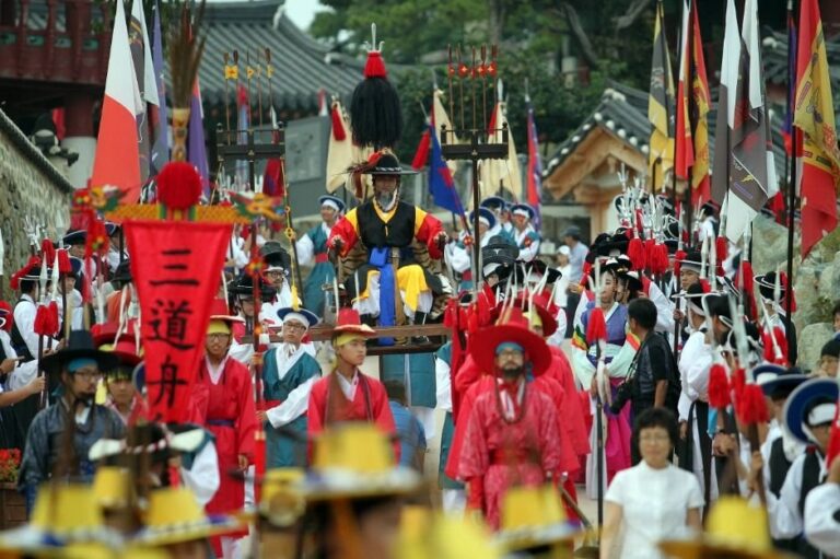 [慶尚南道] 統營閑山大捷慶典(통영한산대첩축제)