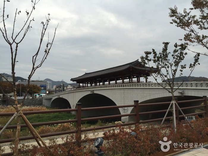[全羅北道] 南川橋晴烟樓(남천교 청연루)