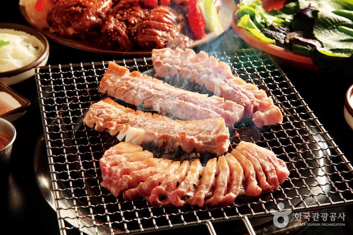 [濟州] 黑豚家 济州(흑돈가 제주)